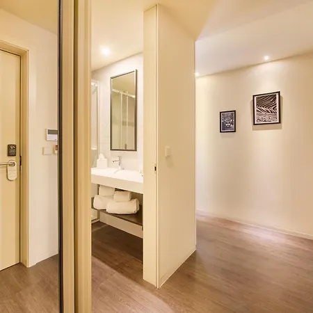 Hotel Moon&sun Oporto