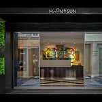 호텔 Moon & Sun