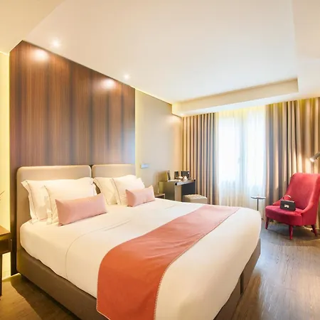 Hotel Moon & Sun 4*