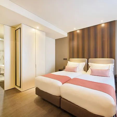 Hotel Moon & Sun 4*