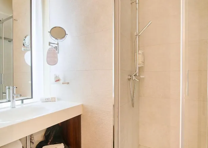 Ξενοδοχείο Moon & Sun 4*