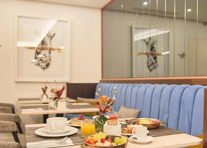 Hotel Moon&sun Oporto