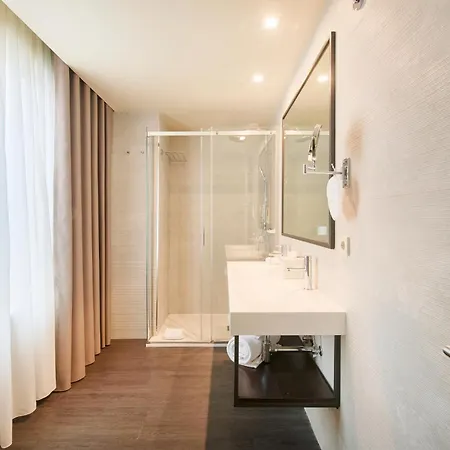 Moon & Sun ホテル ポルト