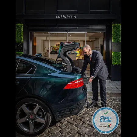 ホテル Moon & Sun 4*